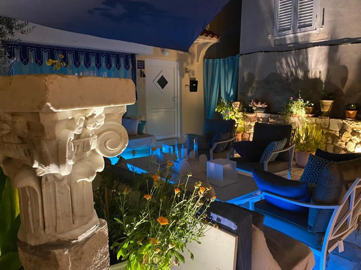 Maison d'hôtes Secret Garden Apartment Zadar