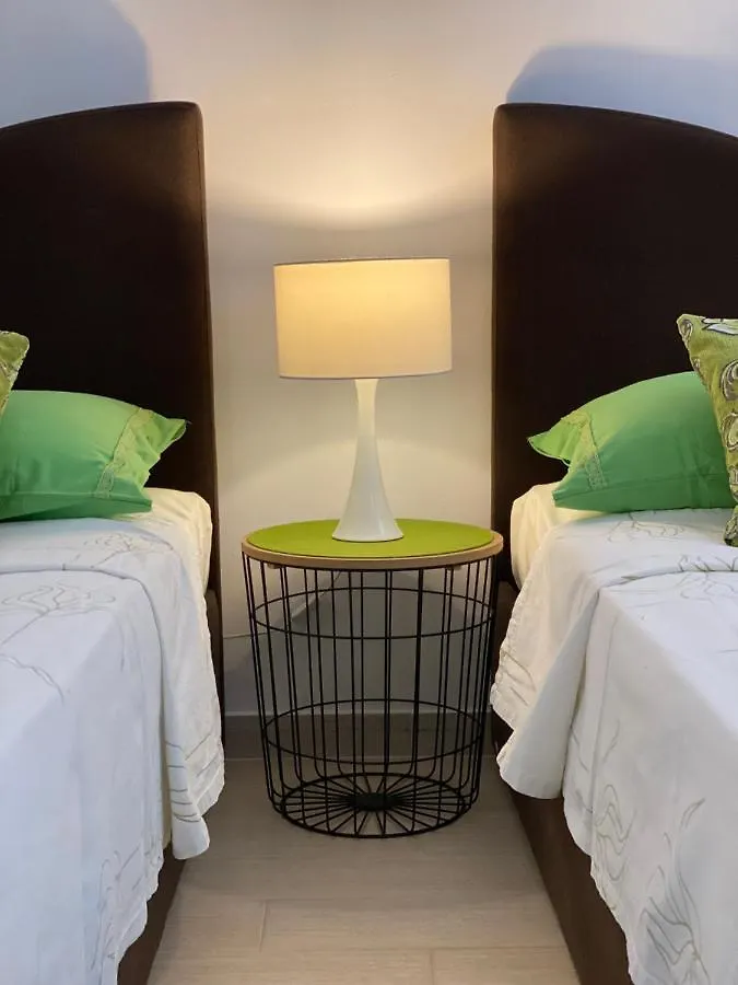 Secret Garden Apartment زادار
