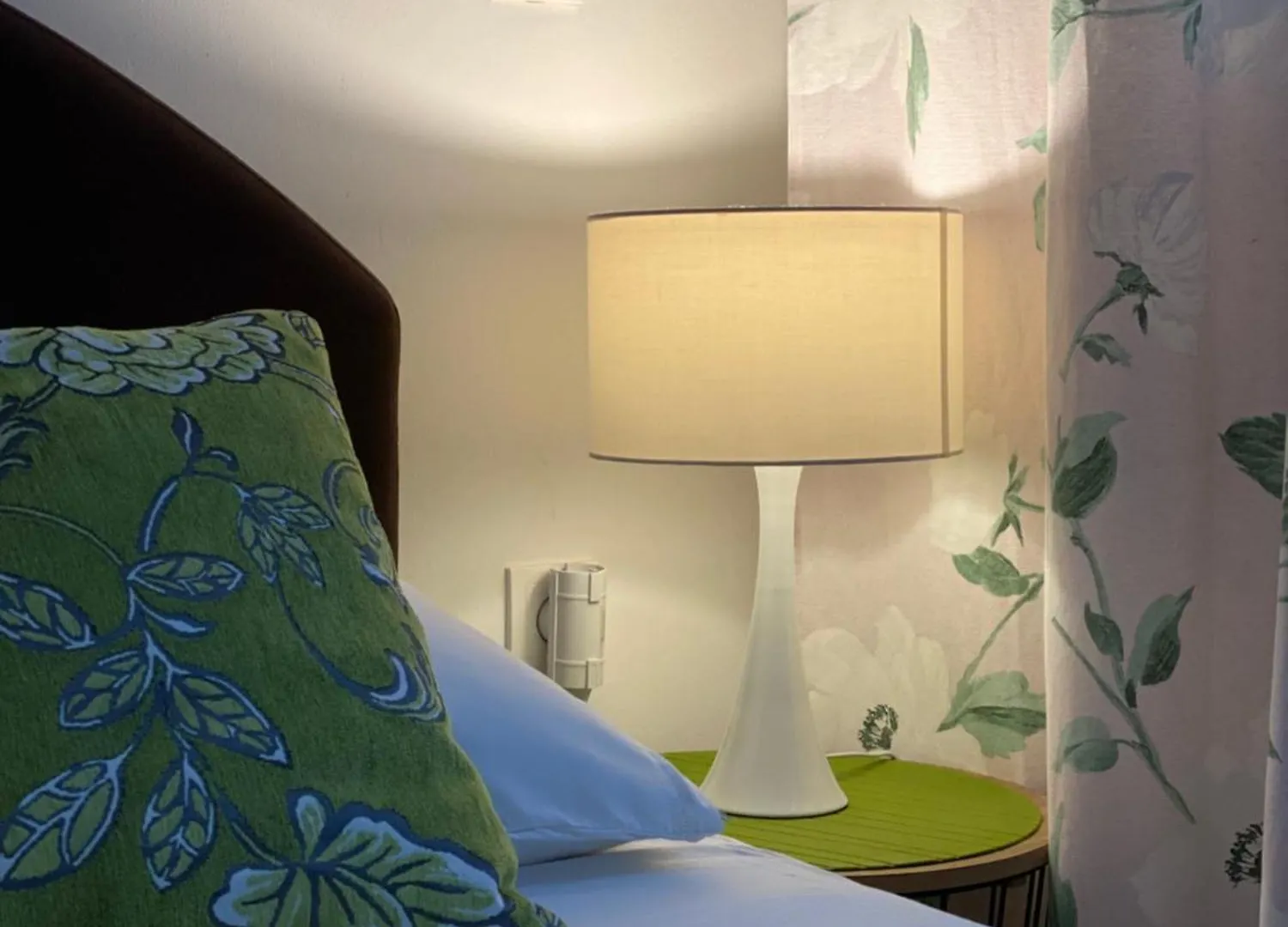 Secret Garden Apartment زادار بيت ضيافة