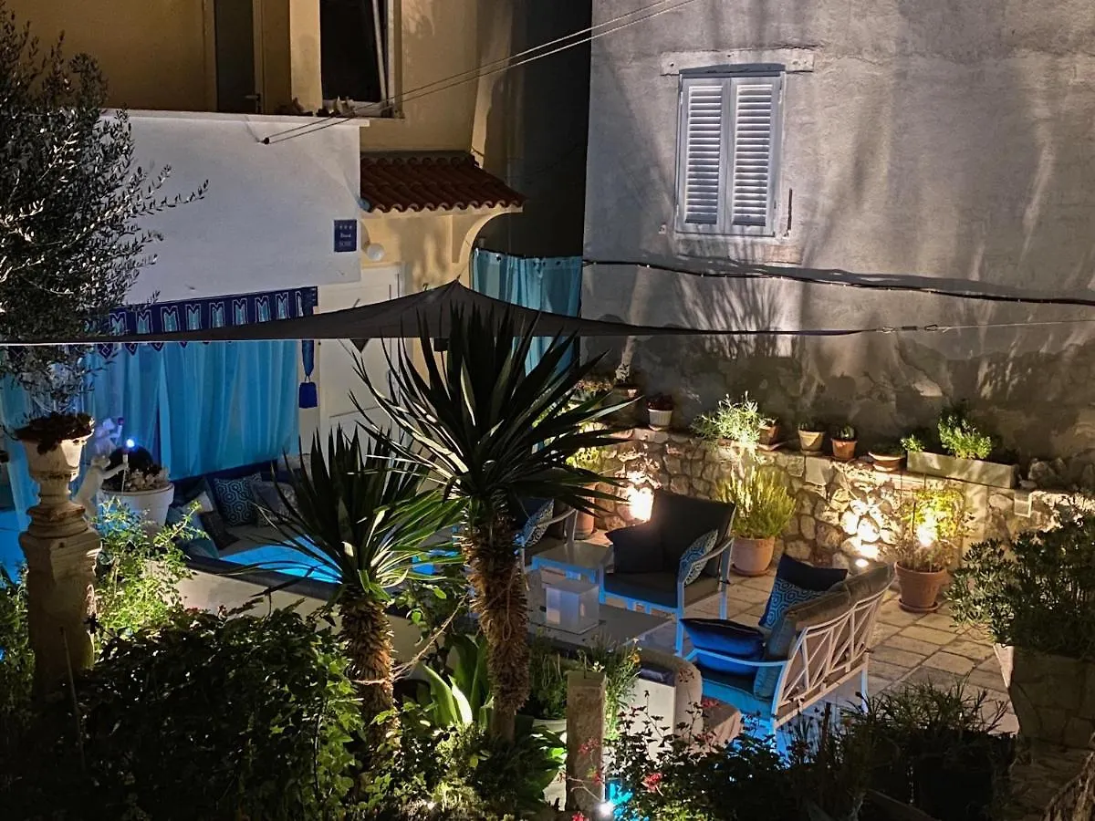Pensión Secret Garden Apartment Zadar
